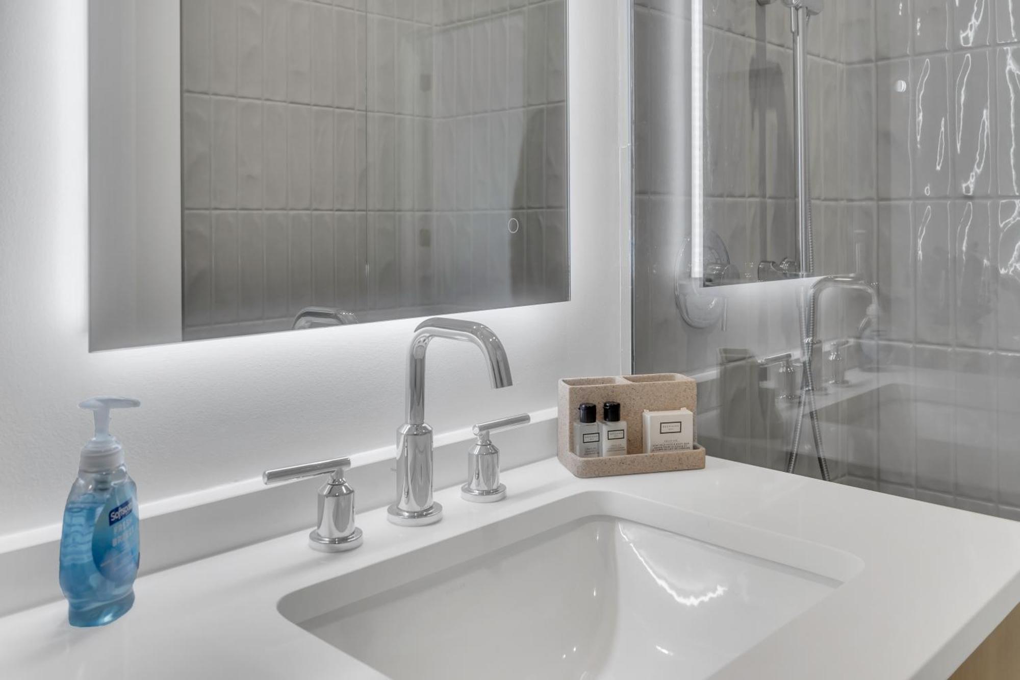 Fully Furnished Apartment In Washington Near Logan Circle Exterior foto